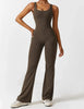 Mondially™ | Zomerse jumpsuit met elegante V-rug